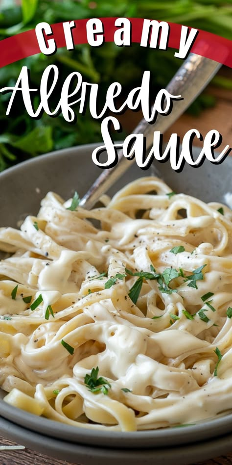 This Creamy Alfredo Sauce Recipe is just a few basic ingredients but makes the most silky smooth and delicious pasta topping! Creamy Alfredo Sauce Recipe, Best Sauce Recipes, Sauces For Pasta, Alfredo Sauce Easy, Dinner Ideas Pasta, Lazy Meals, Pasta Toppings, Best Sauce Recipe, Cauliflower Alfredo Sauce