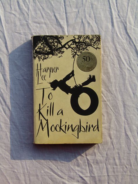 harper lee Harper Lee Books, To Kill A Mocking Bird, Presents Ideas, Kill A Mockingbird, Harper Lee, Book Instagram, Unread Books, To Kill A Mockingbird, Book Recs