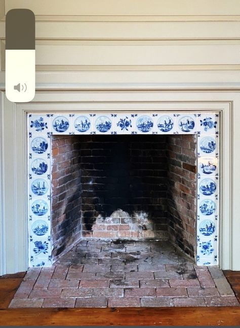 Fireplace Bookshelf, Cabinet Fireplace, Library Fireplace, Fireplace Bookshelves, Dutch Tiles, Create Space, Delft, Bookshelves, Fireplace