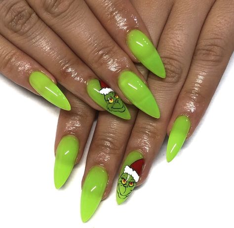 Steal the Show with These 50 Grinch Nail Designs - Ideas and Inspiration! Grinch Nail Designs, Nail Designs For Christmas, Grinch Nails, Christmas Nail Design, Classic Christmas Movies, Christmas Nail Art Designs, Classroom Crafts, Christmas Nail Designs, Christmas Nail Art