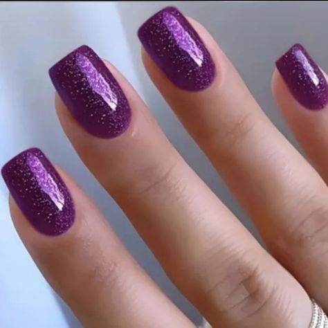 24 Pieces Fake Press On Nails Color May Vary Due To Lighting Size One Size Condition New Comes With Mini Nail File And Glue Adhesive Strips Purple Nail Tips, Purple Wedding Nails, Christmas Present Nails, Fake Press On Nails, Nail Dipping Powder Colors, Magenta Nails, Purple Chrome, Plum Nails, Hoco Nails