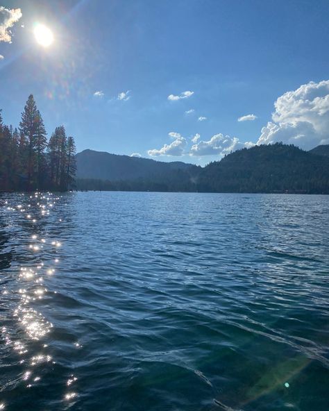 Donner lake Lakes Aesthetic, Hallway Painting, Lake Aesthetics, Water Forms, Fantasy Place, Hallway Paint, Lake Vibes, Lake Aesthetic, Donner Lake