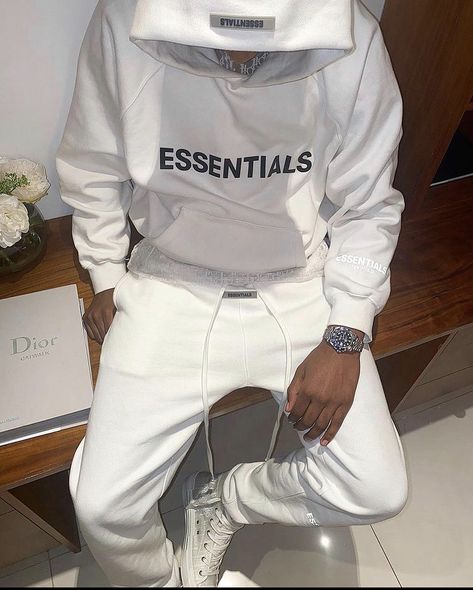 Essential Tracksuit, Essentials Tracksuit, Hoodie Aesthetic Boy, Men Tracksuit Outfit, Tracksuits For Men, White Tracksuit, Hoodie Outfit Men, Tracksuit Men, Hoodie Aesthetic