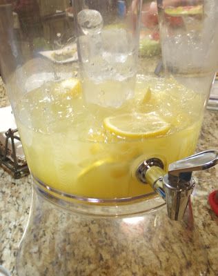 Aunt Peg's Recipe Box: Pineapple Lemonade Punch Pink Lemonade Punch, Raspberry Lemonade Punch, Strawberry Lemonade Punch, Pineapple Lemonade Punch, Lemonade Punch Recipe, Pineapple Lemonade Recipe, Best Punch Recipe, Pink Lemonade Vodka, Cranberry Lemonade