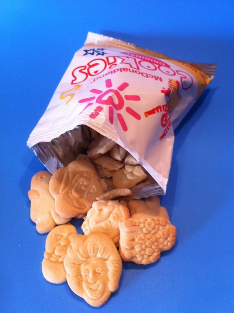 McDonaldland Cookies Mcdonaldland Cookies, Graham Cookies, Nostalgia 2000s, Mcdonald's Restaurant, Best Cookies Ever, Best Cookies, 2000s Nostalgia, 90s Childhood, Happy Meal Toys