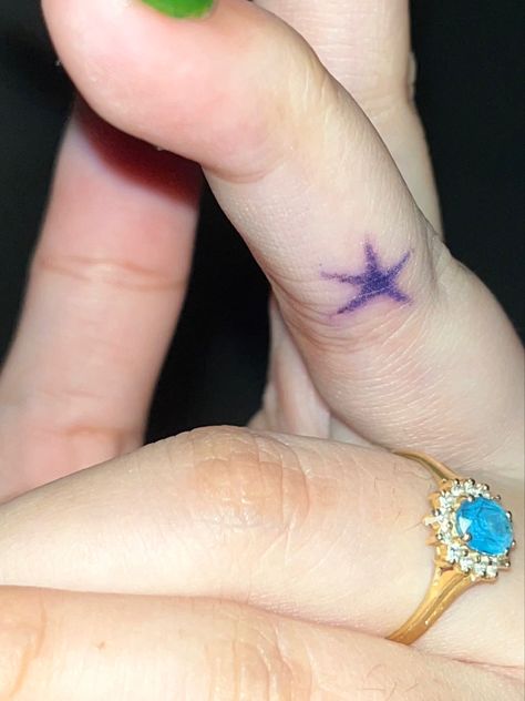 American Traditional Stick And Poke, Colorful Stick And Poke, Star Stick N Poke, Color Stick And Poke Tattoo, Stick And Poke Needle, Hand Stick N Poke, Star Stick And Poke Tattoo, Small Blue Tattoo, Stick And Poke Tattoo Aesthetic