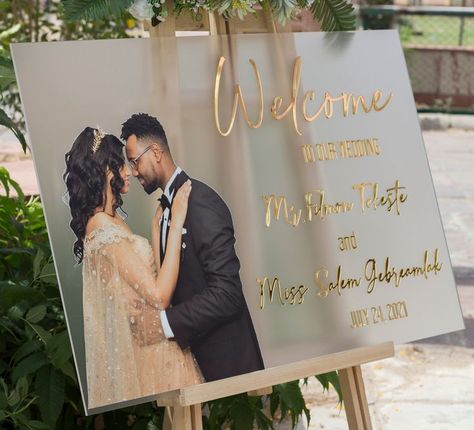 Rose Gold Silver And White Wedding Decorations, Welcome Sign With Picture Wedding, Wedding Placards Ideas, Wedding Picture Mirror, Entrance Wedding Sign, Wedding Sign With Picture, Wedding Welcome Signs Entrance, Welcome Wedding Sign Entrance, Black Couples Wedding