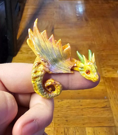 Instagram Clay Dragon Easy, Clay Dragon, Clay Art Projects, Clay Projects, Art Class, Clay Art, Art Classes, Art Projects, Polymer Clay