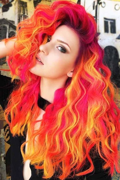 cheveux flashy Red And Orange Hair, Fire Hair Color, Cheveux Oranges, Sunset Hair, Hair Color Orange, Fire Hair, Rainbow Hair Color, Guy Tang, Neon Hair