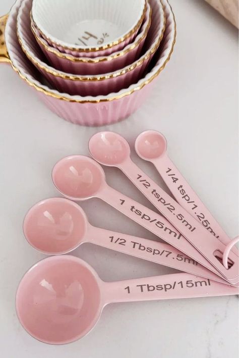 Transform your kitchen into a stylish haven with Girly Kitchen Must-Haves: Pink Measuring Spoons! Explore Instagram-worthy accessories that make measuring ingredients a delight. Dive into Pink Home Decor and Pastel Kitchen aesthetics, infusing your space with the charm of retro Pink Accessories. Pink Kitchen Stuff, Cute Measuring Spoons, Pink Kitchen Utensils, Pink Measuring, Pink Kitchen Appliances, Girly Kitchen, Pink Kitchen Designs, Food Room, Retro Pink Kitchens