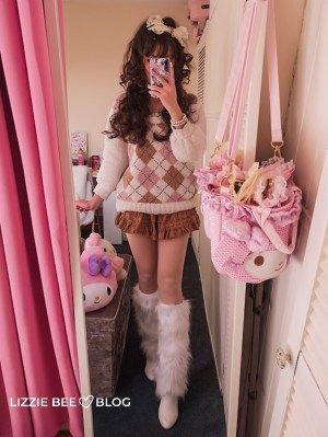 Basic Gyaru Outfit, Cookies Outfit, Neapolitan Aesthetic, Hime Kaji, Roma Gyaru, Twee Aesthetic, Himekaji Outfits, Hey Cutie, Mocha Latte