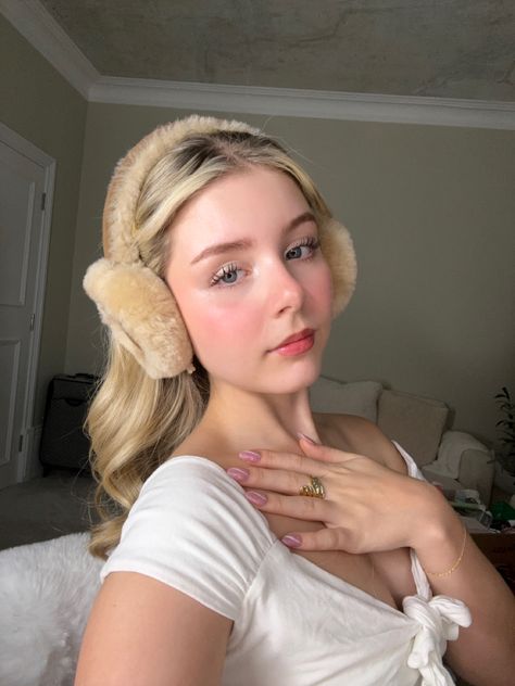 ear muffs, makeup, aesthetic Tulip Makeup, Cold Girl Makeup, Cold Girl, Ear Muffs, Makeup Aesthetic, Earmuffs, Girls Makeup, Pretty Makeup, Aesthetic Makeup