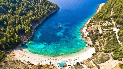 Some of the best beaches in Croatia are in or around Korcula Island. Here's our guide to the best beaches in Korcula. Green Island, Plitvice Lakes National Park, Plitvice Lakes, Sea Kayaking, Seaside Towns, Medieval Town, Best Beaches, Island Beach, Dubrovnik