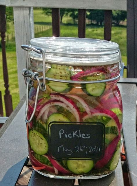 Little Weenies Recipe, Weenies Recipe, Pickled Cucumber Recipe, Pickling Cucumbers Recipe, Quick Pickle Recipe, White Fudge, Refrigerator Pickle Recipes, Pickled Vegetables Recipe, Food In A Jar