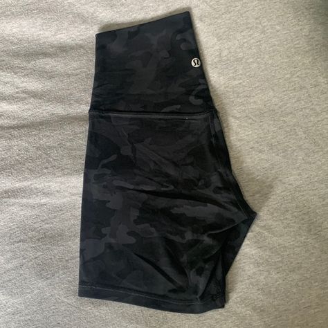 Lululemon Align 6” Biker Shorts Lulu Align Shorts, Biker Shorts Aesthetic, Lulu Biker Shorts, Cute Lululemon Outfits, Lululemon Align Shorts, Lululemon Biker Shorts, Shorts Biker, Gymwear Outfits, Sport Clothes