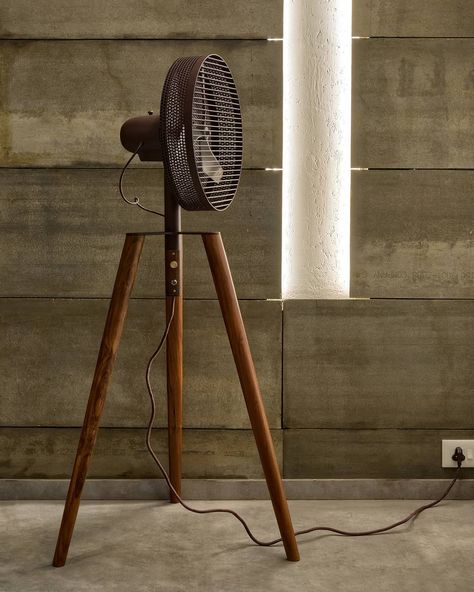 Fan Stand Diy, Industrial Bed, Pedestal Fans, Valet Stand, Standing Fans, Floor Fans, Pedestal Fan, Stand Fan, Wood Scraps