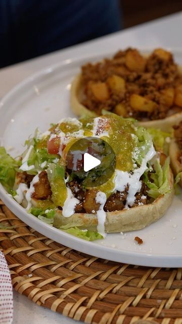 Ground Turkey Chorizo Recipe, Mexican Chorizo Recipes Dinners, Sopes Mexican Recipe, Sopes Mexican, How To Make Sopes, Mexican Sopes, Chorizo Recipes Dinner, Sopes Recipe, Salty Cocina