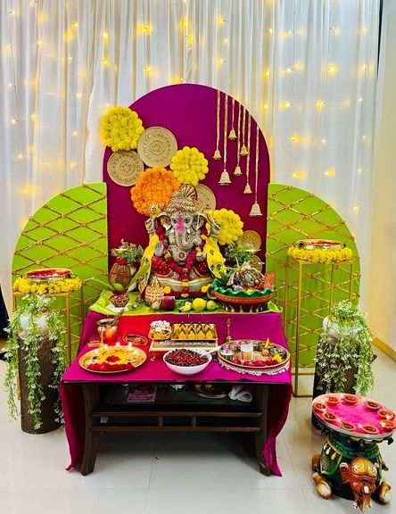 Back Drop For Pooja At Home, Ganapati Backdrop Decoration, Ganesh Sthapna Decoration, Ganapathi Decoration At Home, Puja Backdrop Decor, Ganpati Decoration Theme At Home, Creative Ganpati Decoration At Home, Ganapati Decoration At Home, Flower Decoration For Ganpati