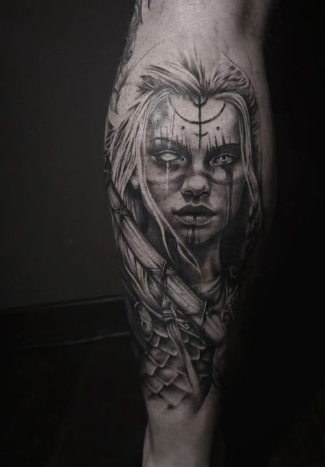 Freya Viking Tattoo, Female Viking Tattoo Ideas, Norse Goddess Tattoo, Freyja Tattoo Norse Mythology, Freya Tattoo, Natur Tattoo Arm, Rad Tattoos, Viking Warrior Tattoos, Norse Mythology Tattoo