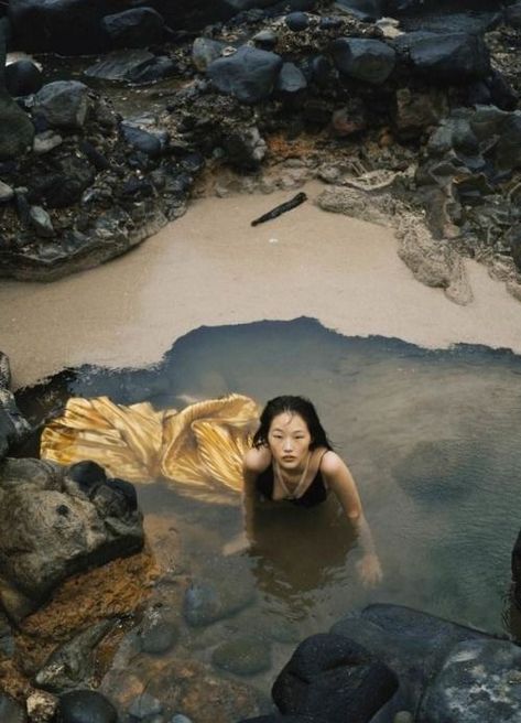 Peng Chang, No Ordinary Girl, Vogue Taiwan, Water Shoot, Dark Fairytale, Mermaid Photos, Water Nymphs, Dreamy Photography, Mermaid Aesthetic