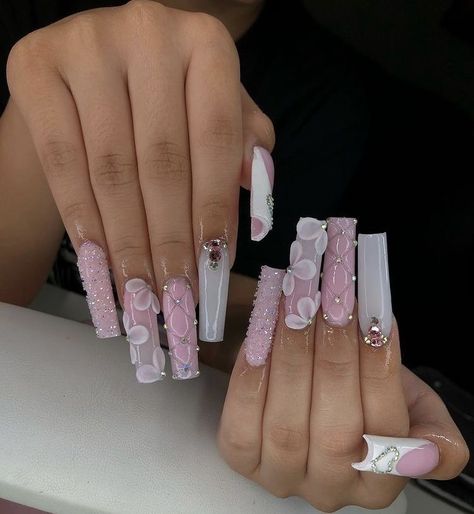 Long Pink Acrylic Nails With Rhinestones, Long Pink Nails With Rhinestones, 18th Birthday Nails Acrylic, Libra Inspired Nails, Pink Quinceanera Nails, Pink Bling Nails Rhinestones, Libra Nails Design, Acrylic Nails 3d, Quinceanera Nails