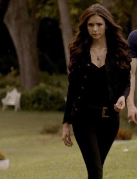 Kathrine Perice Outfits, Kathrine Pierce Outfit, Katherine Outfits, Tvd Outfits, Katherine Pierce Outfits, Elena Gilbert Style, Nina Dobrev Style, Abi Motto, Vampire Diaries Outfits