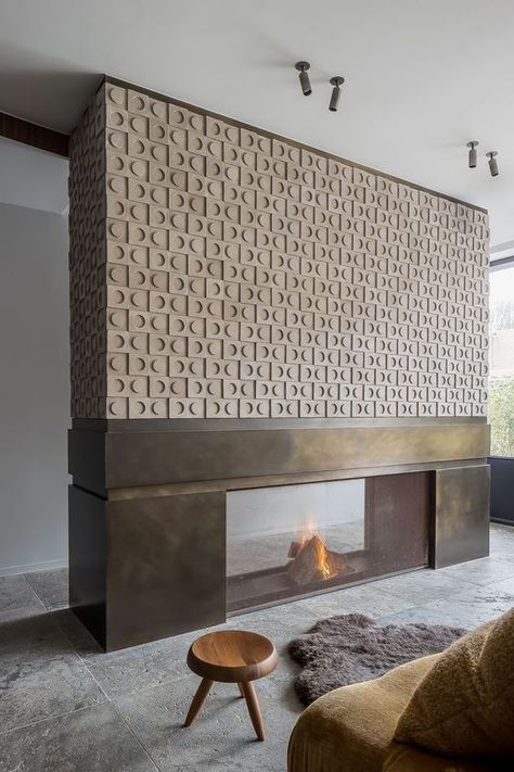 Anatolia Tile, Tv Zone, Interior Fireplace, Luxury Fireplace, Interior Cladding, Fire Screen, Fireplace Tv Wall, Double Sided Fireplace, Fire Places