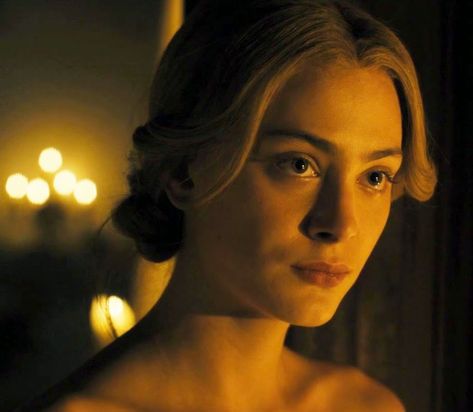 Nora Arnezeder, Medieval Woman, Targaryen Aesthetic, Fashion Background, House Of Dragons, The Secret History, Photography Women, Lady And Gentlemen, Character Portraits