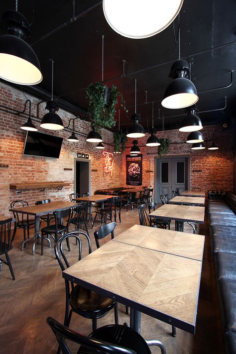 Cafe Interior Design Rustic, Industrial Cafe Interior Design, Brewery Interior Design, Rustic Restaurant Interior, Brewery Interior, Restaurant Design Rustic, Cafe Bar Interior, Pizzeria Design, Coffee Shop Concept