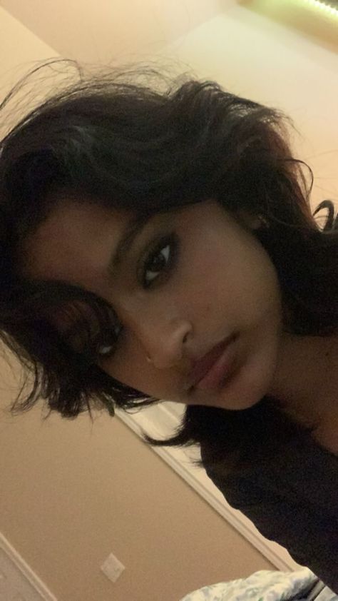 Desi Short Hair, Desi Face Claims, Desi Hairstyles Short Hair, Blasian Faceclaim, Indian Short Hair, Makeup Short Hair, Desi Hair, South Asian Women, Short Hair Inspo