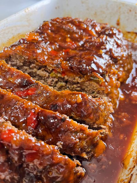 Glaze For Meatloaf, Brown Sugar Meatloaf, Fried Lobster Tail, Meatloaf Sauce, Meatloaf Glaze, Best Bourbon, Fresh Bread Crumbs, Bourbon Glaze, Good Meatloaf Recipe