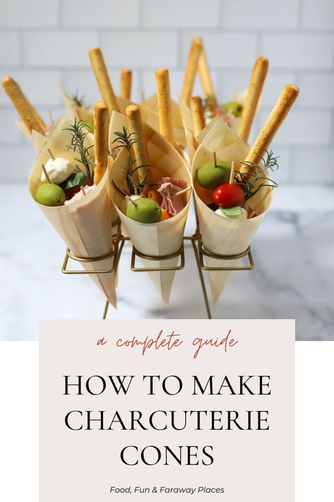 Charcuterie Cone Ideas, Charcuterie Cones Wedding, Charcuterie Cones Diy, Appetizer Cones, Charcuterie Tree Cone, Christmas Hor D'oeuvres, Charcuterie Cones, Charcuterie Trays, Toothpick Appetizers