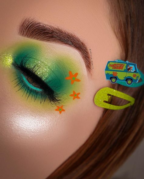 Scooby Makeup, Disney Inspired Makeup, Artsy Makeup, Cartoon Makeup, Mystery Machine, Eye Base, Character Makeup, Eye Makeup Pictures, Face Makeup Tips