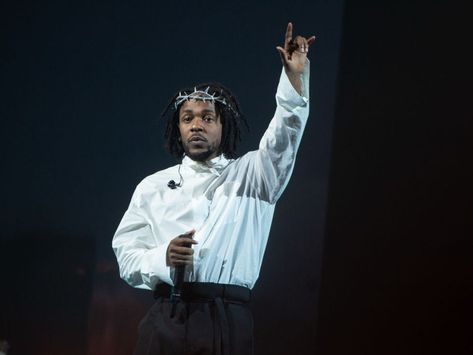 The Story Behind Kendrick Lamar’s Crown of (Tiffany & Co.) Thorns Kendrick Lamar Crown, Alexandre Arnault, Rolling Loud Miami, King Kendrick, Pyramid Stage, K Dot, Kung Fu Kenny, Custom Crown, Rap Aesthetic