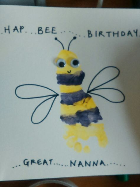 Infant Happy Birthday Craft, Hap Bee Birthday Footprint, Baby Footprint Art Birthday, Birthday Card Baby Footprint, Footprint Birthday Card Grandparents, Baby Footprint Birthday Card, Birthday Card From Baby, Homemade Birthday Presents, Bee Birthday Cards