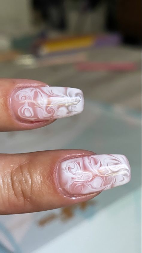 White swirl nails Nail Swirls White, Almond Nails Swirl Design White, Pink And White Swirls Nails, Pink Nail Swirls, Red Pink White Swirl Nails, White Swirl Nails, Swirls Nails, Swirl Nail, Los Angeles Wallpaper