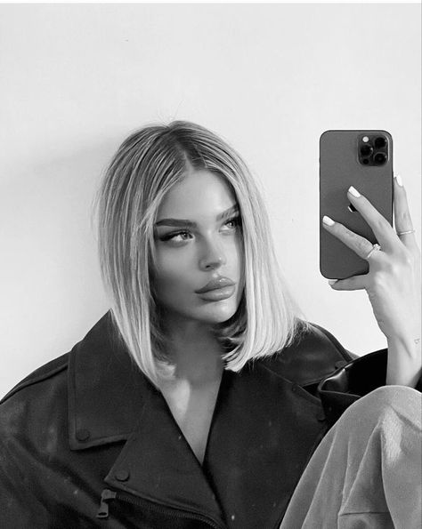 Zhest Akasi Selfie, Zhest Akasi Girl, Zhest Akasi, F Photo, Hairstylist Branding, Friends Art, Nature Instagram, Blonde Hair Looks, Photography Food