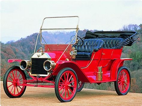 1908-ford-model-t Ford Model T, Old Fords, Ford Classic Cars, Old Classic Cars, Concept Car Design, Fancy Cars, Pretty Cars, Model T, Vintage Trucks