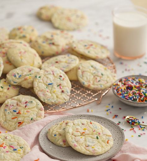 Cake Mix Cookies - Preppy Kitchen Rainbow Chip Cake Mix Cookies, Preppy Kitchen Cake, Rainbow Chip Cake, Movie Nights At Home, Amazing Cookie Recipes, Preppy Kitchen, Cake Mix Cookie Recipes, Chewy Sugar Cookies, Cookie Cake Recipe