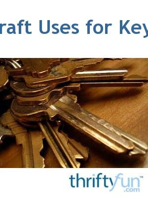 Crafts Using Old Keys, Projects With Old Keys, What To Do With Old Keys Ideas Projects, Old Keys Crafts Diy Ideas, Crafts Using Keys, Crafts With Keys Ideas, Key Crafts Ideas, Crafts With Old Keys, Key Crafts Recycled