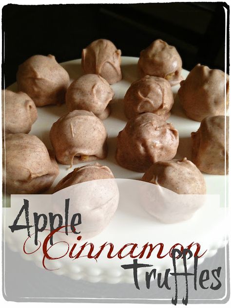 Cinnamon Truffle Recipe, Apple Cider Truffles, Caramel Apple Truffles, Thanksgiving Truffles, Fall Truffles, Cinnamon Truffles, Apple Truffles, Truffle Bites, Bon Bons Recipe