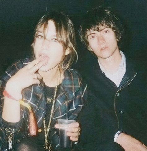 Alex Chung, Alex Alexa, Alexa Chung Style, Last Shadow, Artic Monkeys, Divorce And Kids, Lou Reed, Kali Uchis, Brooklyn Baby