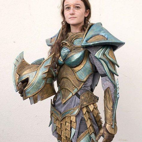 Fantastic armor made out of our high density EVA-100kg foam.  This glass armor was made by @the aboreal-keyboard -cosplay and props.  Photo… Ocean Armor, Mermaid Armor, Water Fae, Armour Cosplay, Glass Armor, Biblical Angel, Paladin Armor, Cosplay Elf, Elf Armor