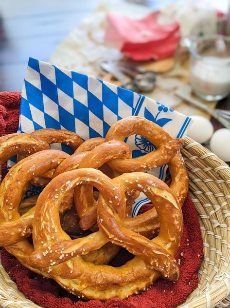 Oktoberfest Pretzels Recipe: How to Bake Bavarian Goodness at Home Fall Beer Aesthetic, Oktoberfest Nails, Bake Pretzels, Bavarian Aesthetic, Oktoberfest Pretzels, Drink Video, Bavarian Pretzel, German Cooking, Pretzel Recipe