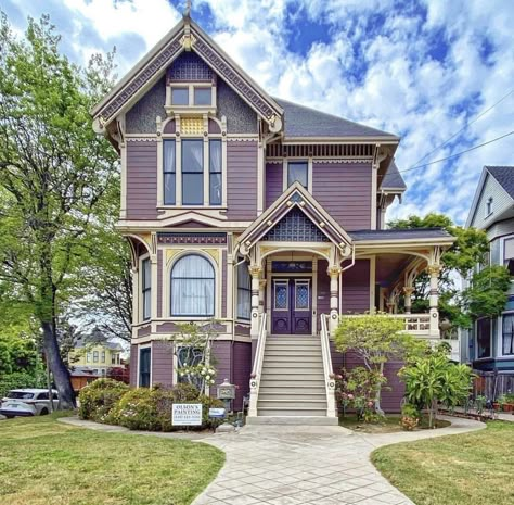 House Exterior Purple, Purple House Paint Exterior, Purple Craftsman Exterior, Art Nouveau House Exterior, Purple House Aesthetic, Purple Exterior House Colors, Purple House Exterior, Cabin Color Palette, Purple Victorian House