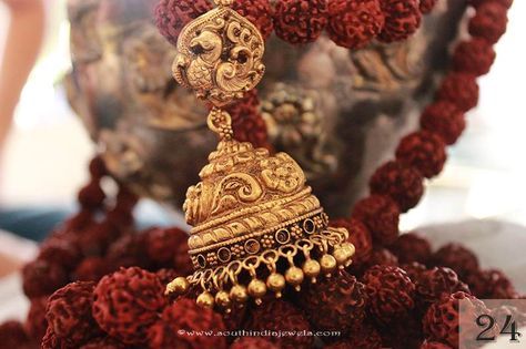 22k gold jhumka designs, Gold Antique Jhumka designs, Gold Jhumka models. Temple Jewellery Jhumkas, Latest Indian Jewellery, Gold Jhumka, Antique Gold Earrings, Gold Jhumka Earrings, Gold Earrings Wedding, Temple Jewelry, Antique Jewellery Designs, Antique Jewelry Indian