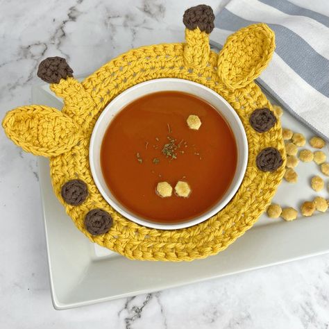 The Giraffe Soup Bowl Cozy crochet pattern makes a fun way to eat from a bowl! This bowl cozy isn't just for soup, afterall! Crochet Bowl Cozy Pattern, Crochet Bowl Cozy, Bowl Cozy Pattern, Soup Cozy, Soup Bowl Cozy, Ice Cream Cozy, Cozy Soup, Crochet Bowl, Cozy Pattern