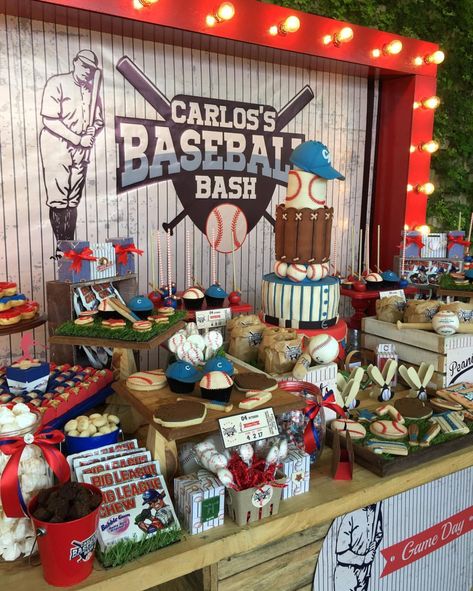 Yankees Birthday Party, Baseball Desserts, Halloween Deserts, Baseball Theme Birthday, Baseball First Birthday, Baseball Theme Party, Boys First Birthday Party Ideas, Baseball Birthday Party, 2nd Birthday Party Themes