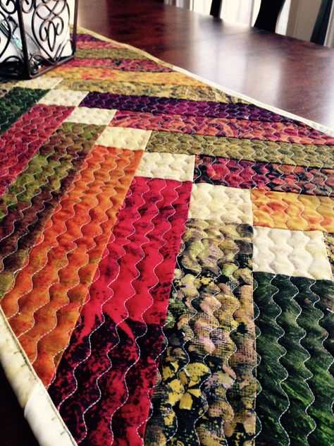 French braid table runner French Braid Quilt, Braid Quilt, Patchwork Table Runner, Synyster Gates, Quilted Table Runners Patterns, French Braids, Table Runner And Placemats, Table Runner Pattern, Quilted Table Runner