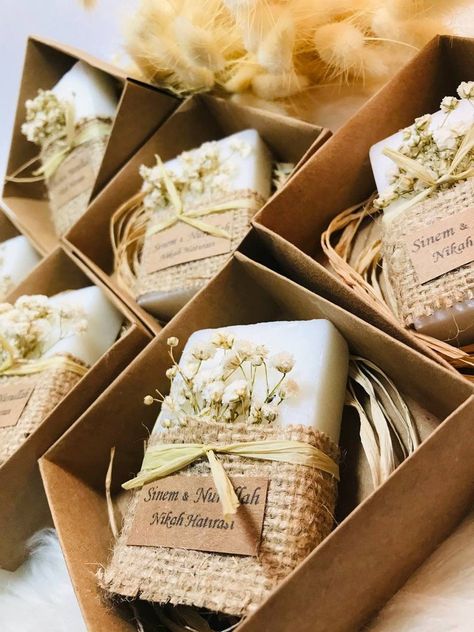 Handmade Personalised Soap Gifts Wedding thank you gift for | Etsy Wedding Favors Soap Handmade, Wedding Thank You Photo, Cute Soap Packaging Ideas, Thank You Gift Ideas For Wedding Guests, Soap Gift Box Ideas, Wedding Favors Soap, Soap Wrapping, Rustic Favors, Baby Shower Return Gifts